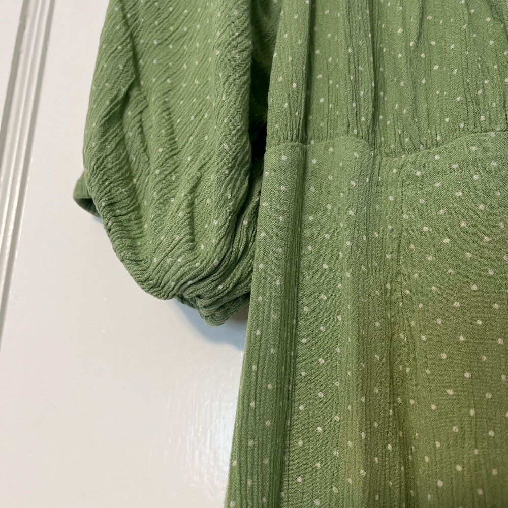 Billabong Green Midi Dress with Puff Sleeves - Picture 5 of 8